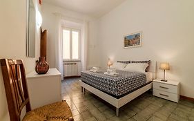 Casa Dell'Arco